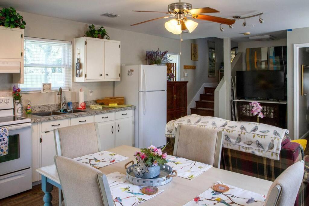 Beach Barn - 5Min To Pcola Beach Gulf Breeze Bagian luar foto